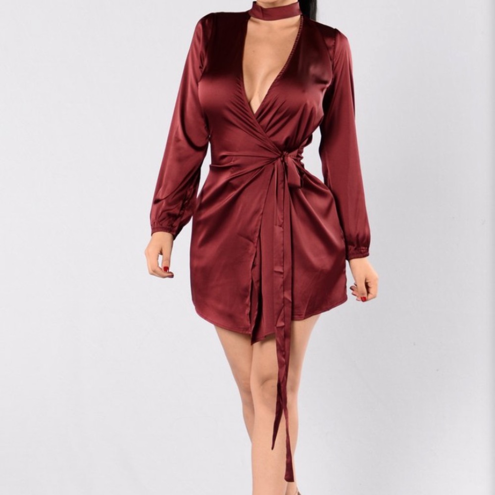Get To Know Ya Dress - Burgundy